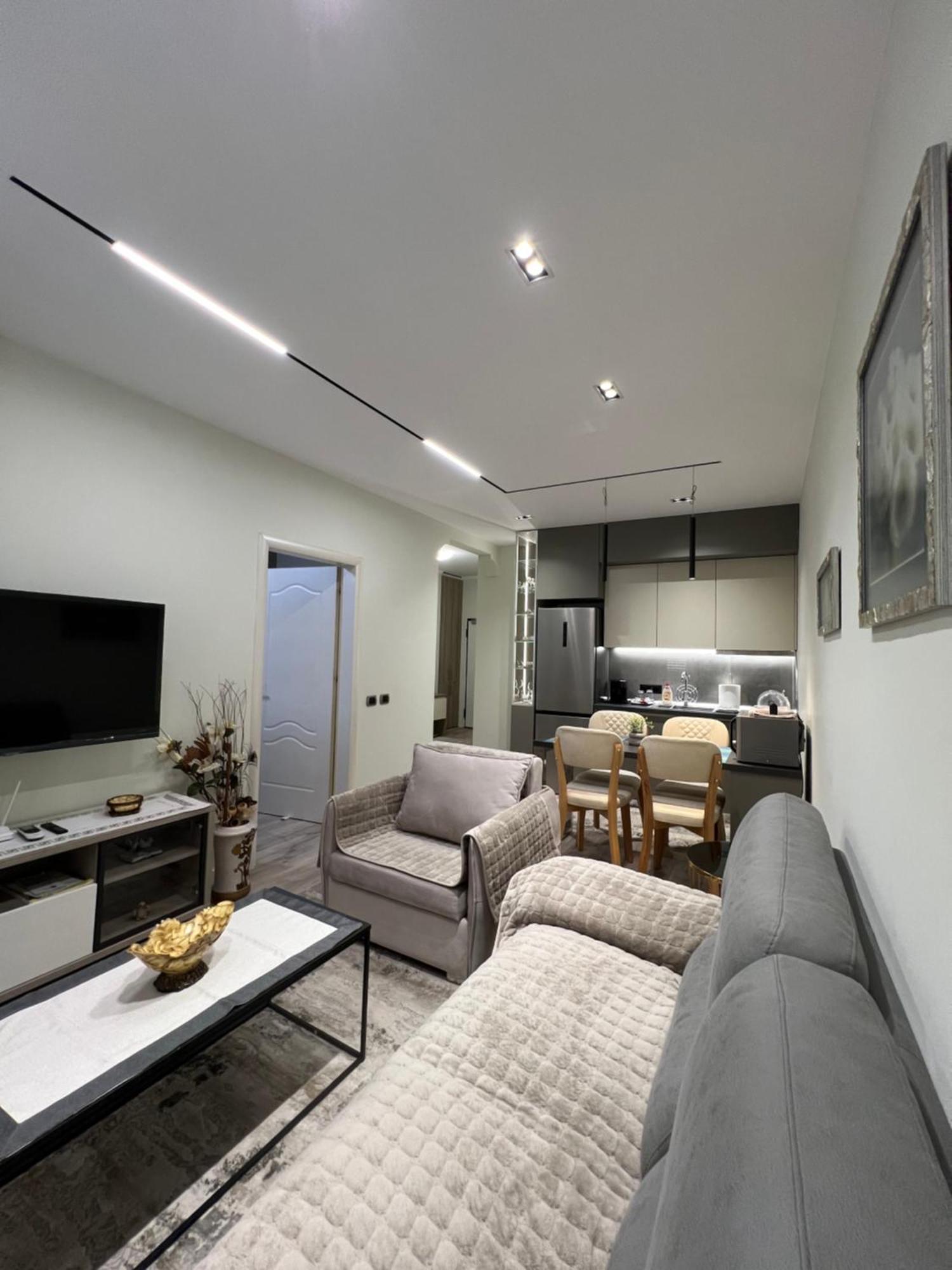 Center View Luxury Apartment Tirana Kültér fotó