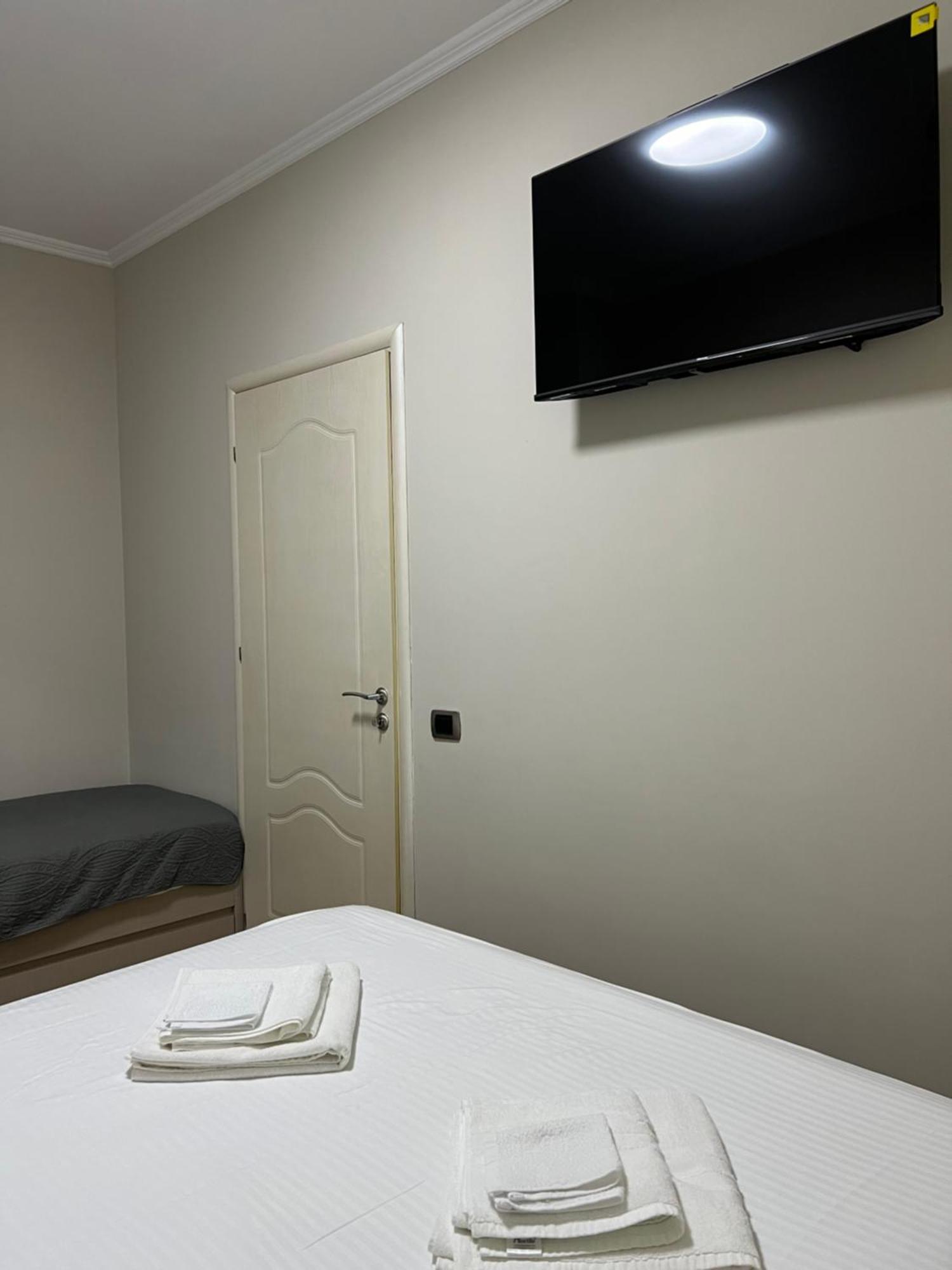 Center View Luxury Apartment Tirana Kültér fotó