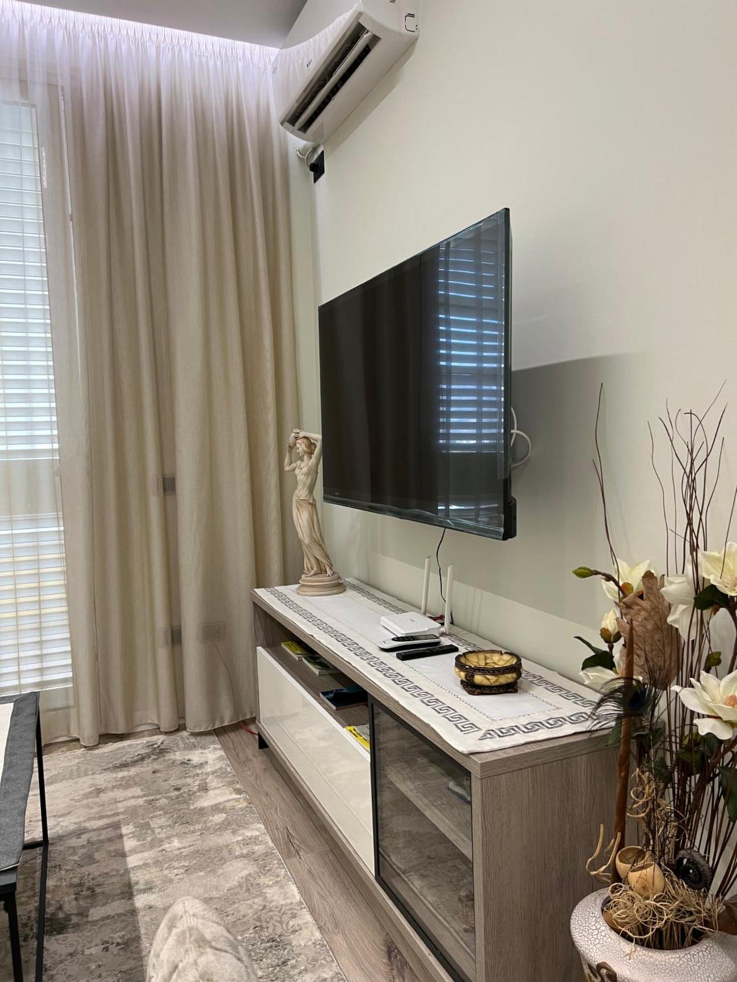 Center View Luxury Apartment Tirana Kültér fotó