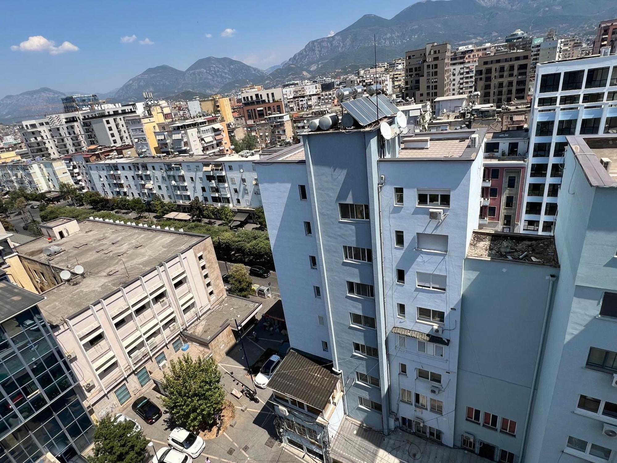 Center View Luxury Apartment Tirana Kültér fotó