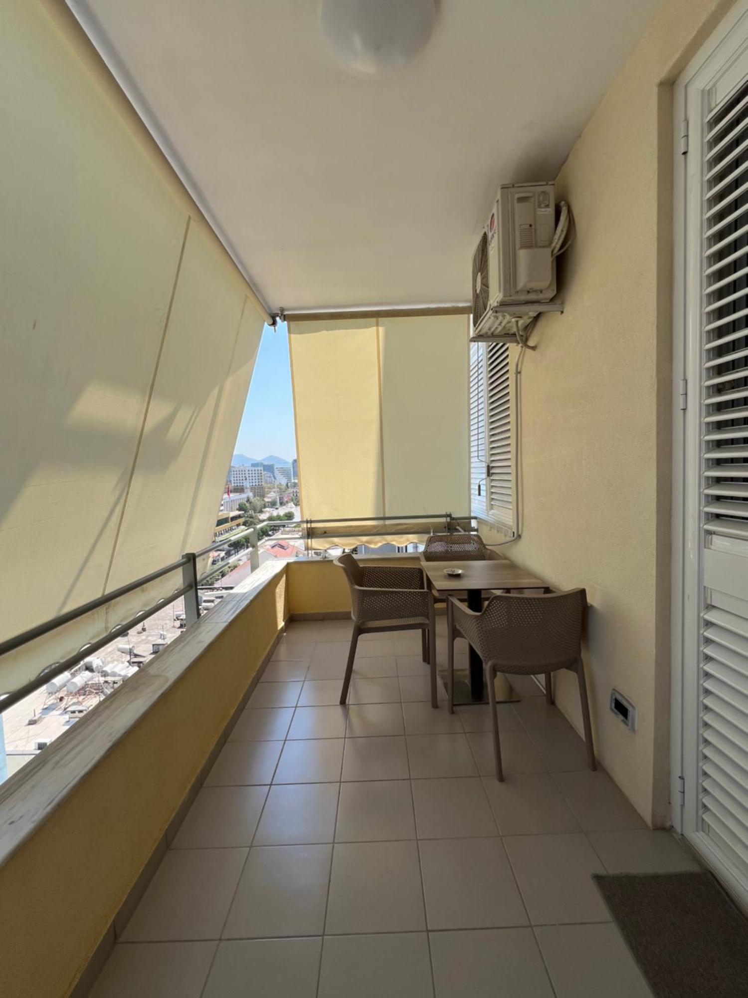 Center View Luxury Apartment Tirana Kültér fotó